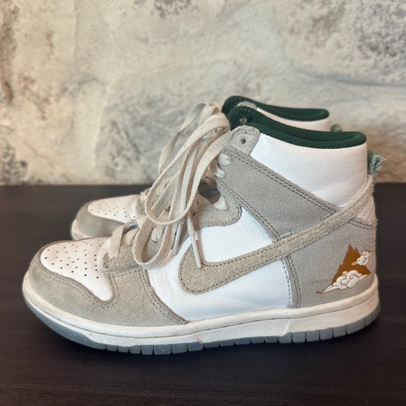 Nike Dunk shoes - Picture 3 of 8